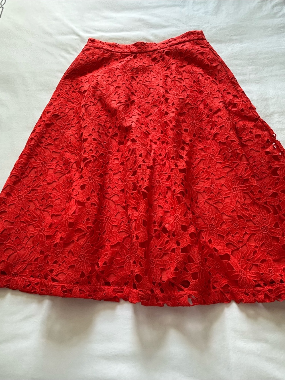 NWOT! RARE! Banana Republic Flower Embroidered Skirt